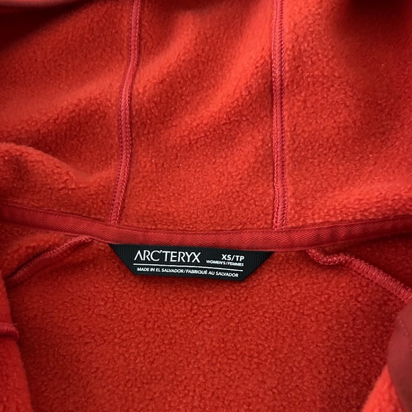 Arc'Teryx Women's Zippered Hooded Fleece Jacket in XS. - Picture 3 of 13